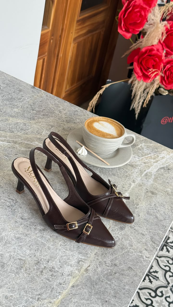STILETTO CRUZADO